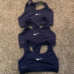 Nike sports bra bundle